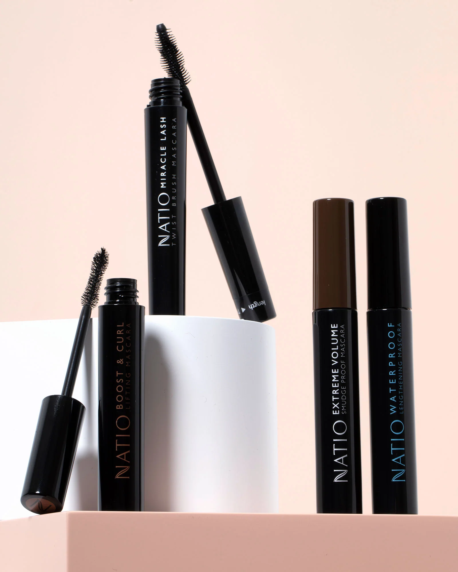 Extreme Volume Smudge Proof Mascara Brown - Image 4