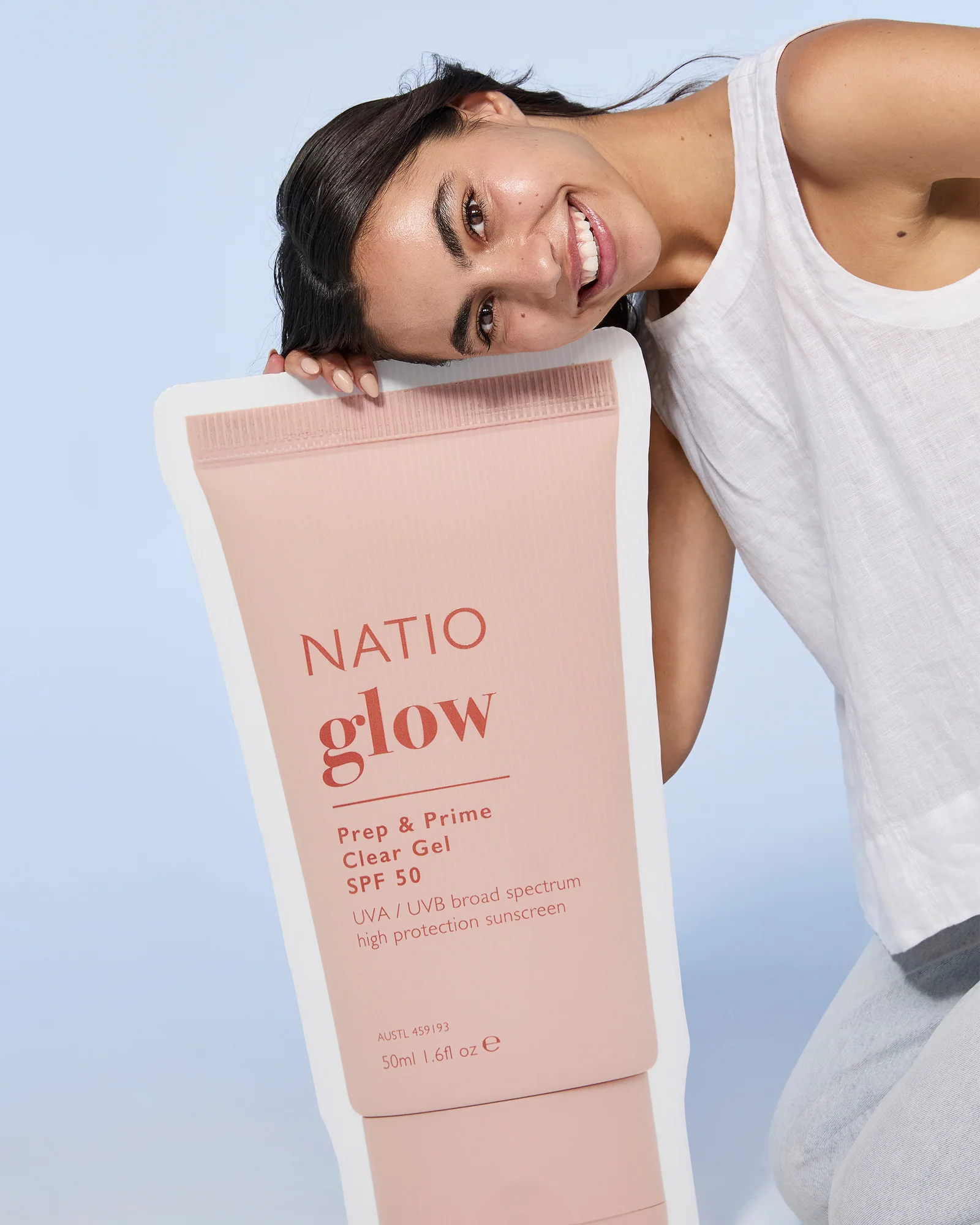 Glow Prep & Prime Clear Gel SPF 50 - Image 9